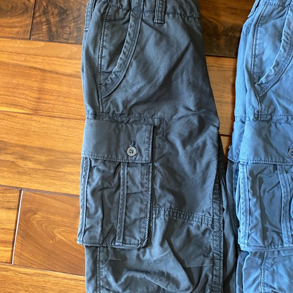 Lot of 3 Gap Cargo Shorts - Picture 2 of 5